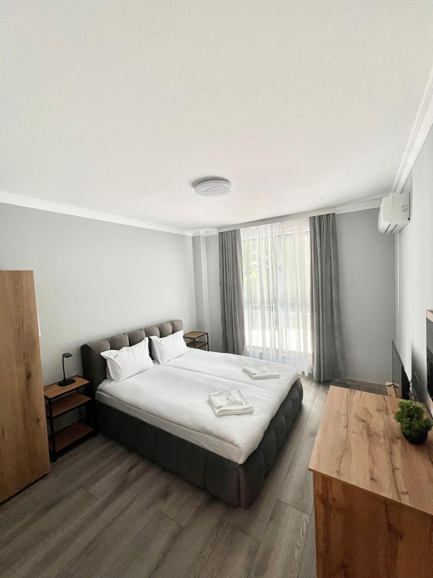 Green Park Apartments And Rooms For Guests Asenovgrad Exteriör bild