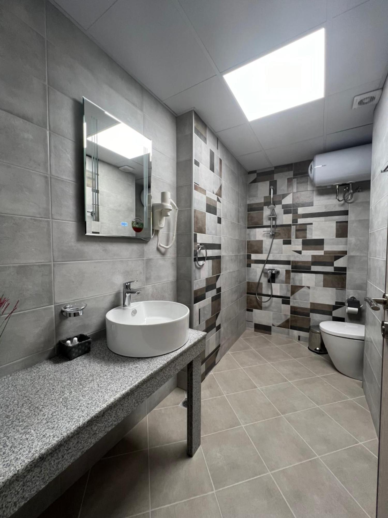 Green Park Apartments And Rooms For Guests Asenovgrad Exteriör bild